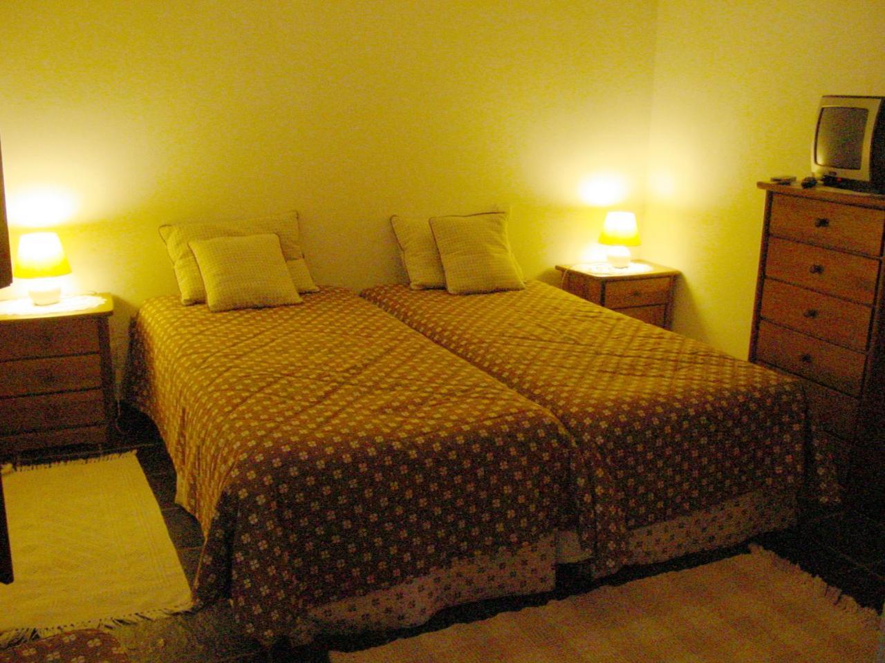 Monte Dos Arneiros Hotell Lavre Exteriör bild