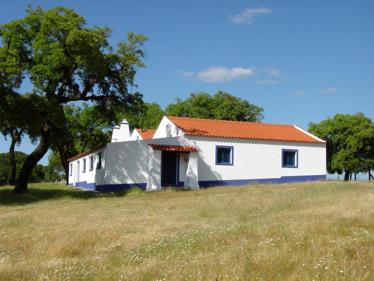 Monte Dos Arneiros Hotell Lavre Exteriör bild
